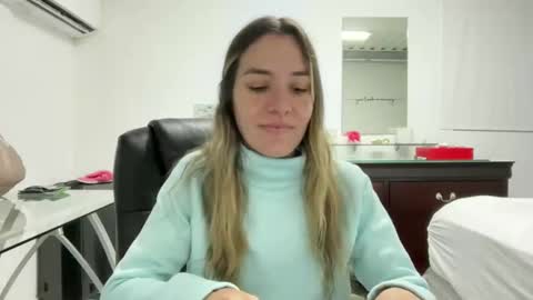 Snapshot of ailebun chatting on October 26, 2025, 3:12 am Aile online show from October 26, 2025, 3:12 am