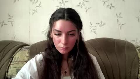 Snapshot of aileneobie chatting on July 2, 2026, 8:20 am Lilu online show from July 2, 2026, 8:20 am
