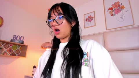 Aily Yozuko online show from January 17, 2025, 9:39 am