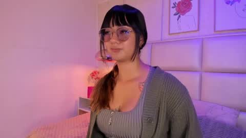 Snapshot of aily_yozuko chatting on May 20, 2026, 2:40 am Aily Yozuko online show from May 20, 2026, 2:40 am