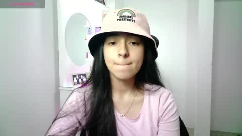 AINE online show from June 9, 2026, 12:33 am
