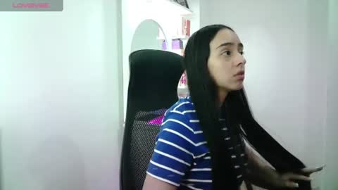 AINE online show from July 22, 2026, 1:08 am