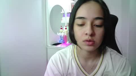 AINE online show from July 25, 2026, 12:53 am