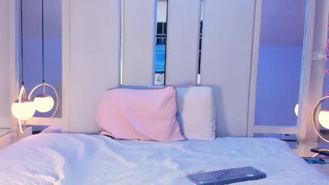 Snapshot of ainoanoire chatting on February 2, 2026, 12:26 pm online show from February 2, 2026, 12:26 pm