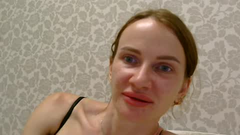 AinyrVixxen online show from July 19, 2026, 10:02 pm