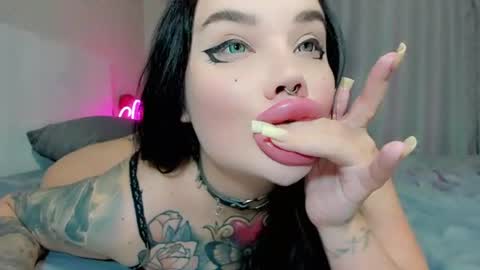 Snapshot of aira_vi chatting on July 9, 2026, 12:26 am Aira online show from July 9, 2026, 12:26 am