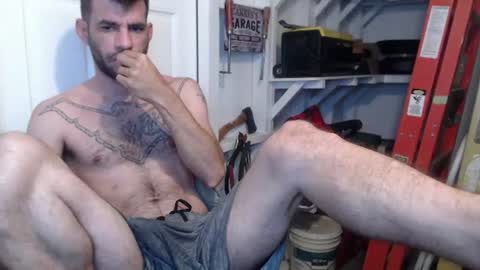 Snapshot of airbornx2n1 chatting on June 9, 2026, 5:46 pm Leo Airborn Sir Daddy online show from June 9, 2026, 5:46 pm
