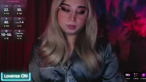 Goddess Airis online show from May 17, 2026, 9:38 am