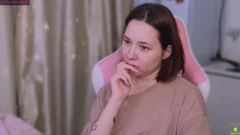 Snapshot of airyhill chatting on February 9, 2026, 2:21 pm airyhill online show from February 9, 2026, 2:21 pm