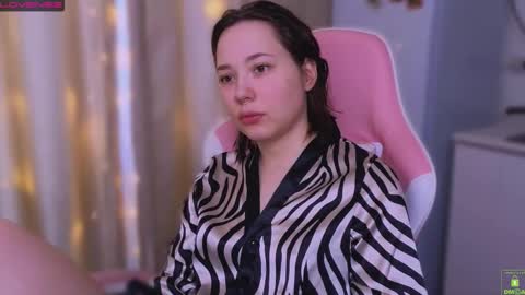 Snapshot of airyhill chatting on February 17, 2026, 11:29 am airyhill online show from February 17, 2026, 11:29 am