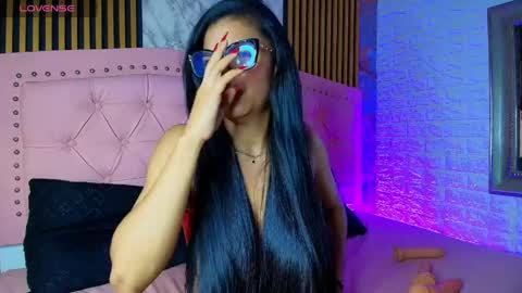 Snapshot of aisha__cambell chatting on April 25, 2026, 1:52 pm aisha__cambell online show from April 25, 2026, 1:52 pm