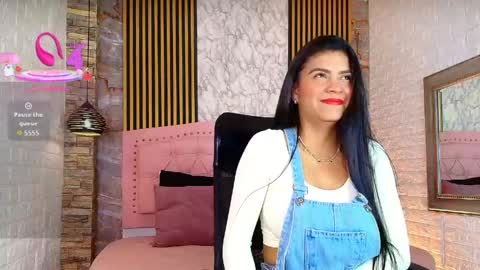 Snapshot of aisha__cambell chatting on May 9, 2026, 10:31 am aisha__cambell online show from May 9, 2026, 10:31 am
