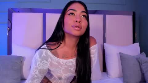  Aisha  online show from September 14, 2025, 4:22 am