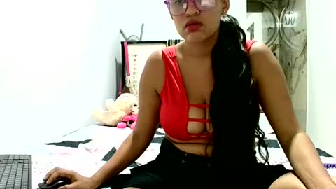 aisha koswell3 online show from July 21, 2026, 6:32 pm