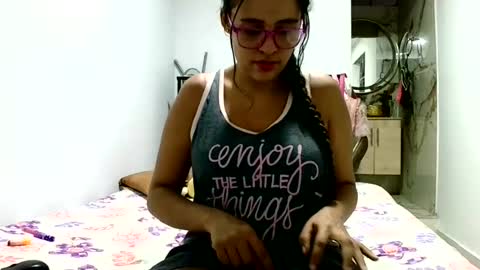 aisha koswell3 online show from July 28, 2026, 12:48 pm