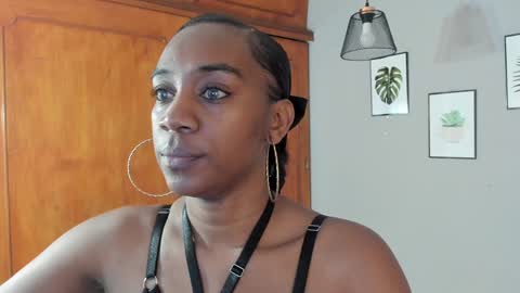 Snapshot of aisha_w10 chatting on January 12, 2025, 3:14 pm Aisha online show from January 12, 2025, 3:14 pm