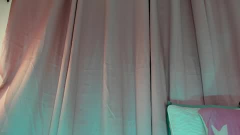 Snapshot of aisha_w10 chatting on March 11, 2025, 3:45 pm Aisha online show from March 11, 2025, 3:45 pm