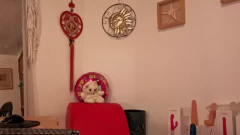 Aisha online show from July 28, 2026, 2:46 pm
