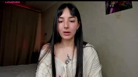 Aisha online show from March 17, 2026, 10:35 pm