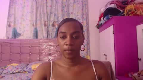 Snapshot of aishaowens chatting on December 19, 2025, 2:02 pm Aisha online show from December 19, 2025, 2:02 pm