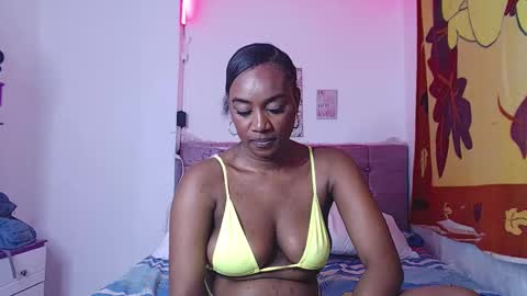 Snapshot of aishaowens chatting on January 18, 2026, 8:45 pm Aisha online show from January 18, 2026, 8:45 pm