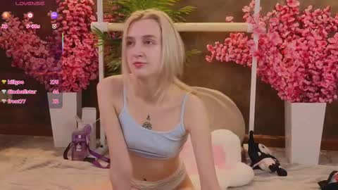 Snapshot of aishiro chatting on February 27, 2025, 3:48 pm aishiro online show from February 27, 2025, 3:48 pm