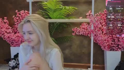 Snapshot of aishiro chatting on March 6, 2025, 12:30 pm aishiro online show from March 6, 2025, 12:30 pm