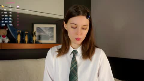 Snapshot of aislyfarran chatting on February 26, 2025, 1:11 am Aliza online show from February 26, 2025, 1:11 am