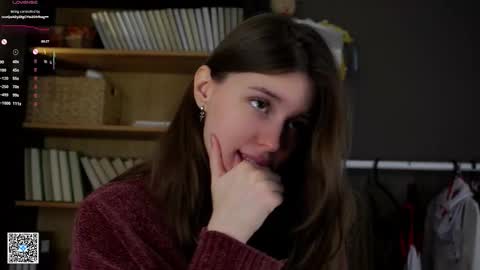 Snapshot of aislyfarran chatting on October 3, 2025, 1:13 am Aliza online show from October 3, 2025, 1:13 am