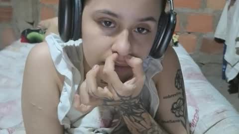 Snapshot of aitana23_ chatting on May 19, 2026, 2:23 pm aiti online show from May 19, 2026, 2:23 pm