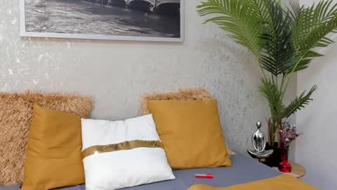 Snapshot of aitana_baker_ chatting on January 4, 2025, 6:19 pm little aitana online show from January 4, 2025, 6:19 pm