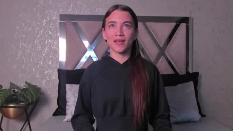 Snapshot of aitana_baker_ chatting on March 1, 2025, 12:34 pm little aitana online show from March 1, 2025, 12:34 pm