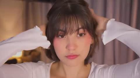 Aitana Jhons online show from June 30, 2026, 10:05 am