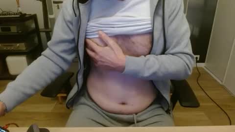 aixcited online show from March 12, 2026, 9:32 pm