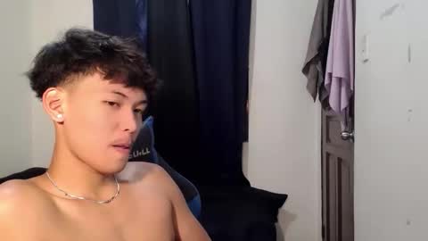aj_daksxx online show from May 5, 2026, 5:32 pm