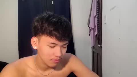 aj_daksxx online show from May 9, 2026, 5:45 am