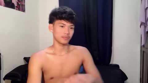 aj_daksxx online show from May 10, 2026, 7:52 pm