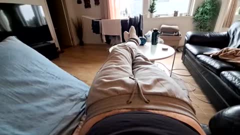 ak_2 online show from March 13, 2026, 9:27 am