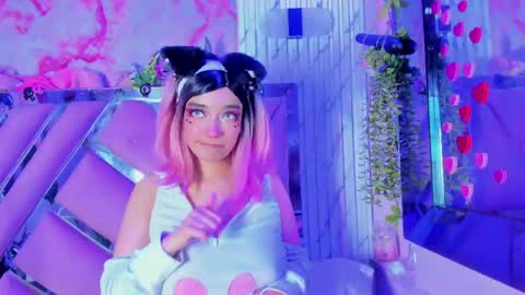 akane hikari  online show from April 16, 2026, 4:02 am