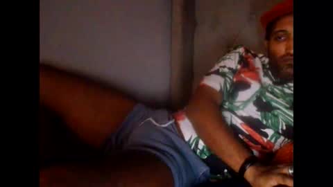 Snapshot of akcouple1 chatting on February 17, 2026, 12:18 am Dapakage online show from February 17, 2026, 12:18 am