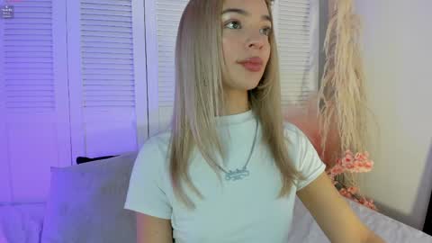 Snapshot of akemi__ chatting on May 30, 2026, 3:42 pm Abby Angel online show from May 30, 2026, 3:42 pm