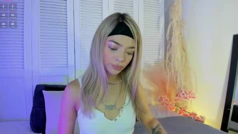 Snapshot of akemi__ chatting on June 1, 2026, 4:41 pm Abby Angel online show from June 1, 2026, 4:41 pm