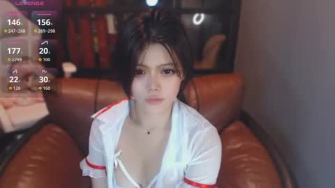 Snapshot of akina520 chatting on August 4, 2026, 11:13 am Aki online show from August 4, 2026, 11:13 am