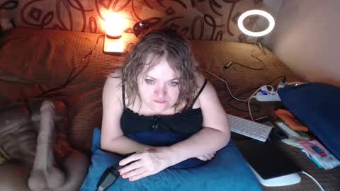 Snapshot of akindmodel chatting on January 24, 2025, 11:56 pm Natalie online show from January 24, 2025, 11:56 pm