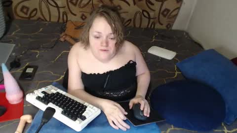 Snapshot of akindmodel chatting on February 23, 2025, 9:59 pm Natalie online show from February 23, 2025, 9:59 pm