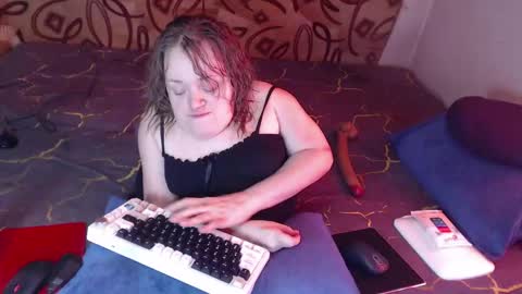 Snapshot of akindmodel chatting on February 24, 2025, 8:49 am Natalie online show from February 24, 2025, 8:49 am