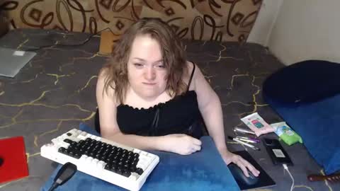 Snapshot of akindmodel chatting on February 26, 2025, 6:43 pm Natalie online show from February 26, 2025, 6:43 pm