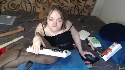 Snapshot of akindmodel chatting on February 28, 2025, 3:37 pm Natalie online show from February 28, 2025, 3:37 pm