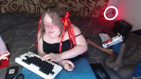 Snapshot of akindmodel chatting on March 4, 2025, 2:06 am Natalie online show from March 4, 2025, 2:06 am