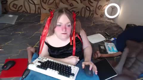 Snapshot of akindmodel chatting on March 8, 2025, 2:45 am Natalie online show from March 8, 2025, 2:45 am